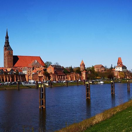 Fewo Augusta Tangermuende Luaran gambar